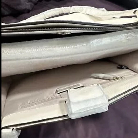 Kate Spade Brim Pebble Leather Laptop Tote w/ Detachable Laptop Sleeve White - Picture 7 of 7